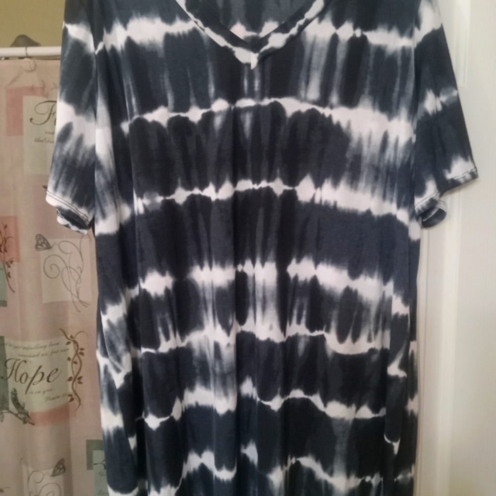 2X Chic Soul Navy Tie Dye Top
